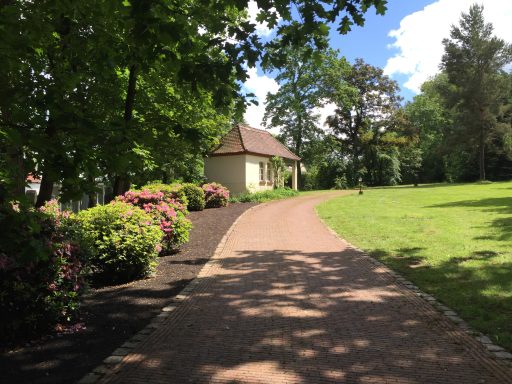 Landschaftsgestaltung, Gartengestaltung, Gartenplanung, Planer, Garten, Wege, Wegebau, Pflastern, Einfahrt, Zittau, Löbau, Görlitz, Bautzen